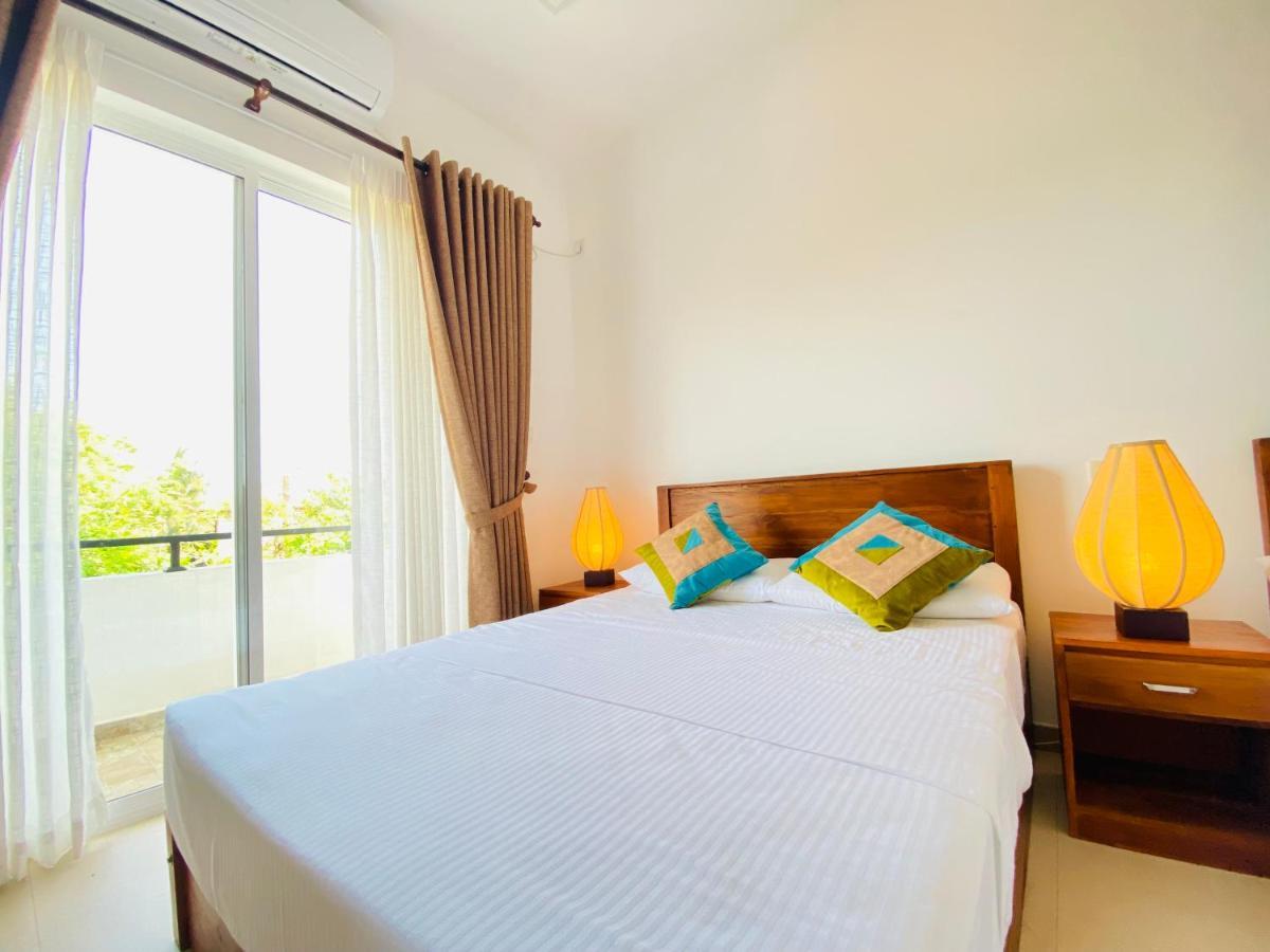 Srimadis Villa Near Airport - Negombo Bagian luar foto
