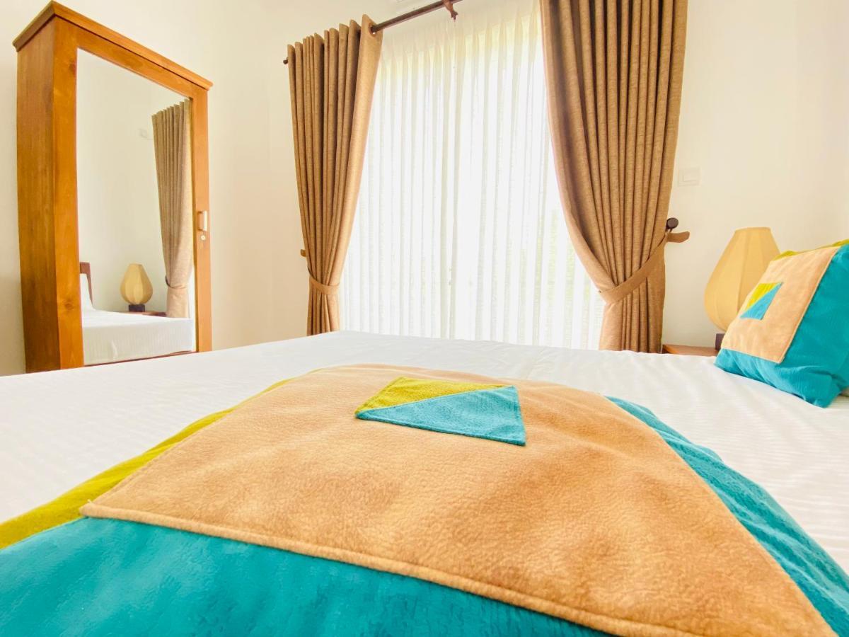 Srimadis Villa Near Airport - Negombo Bagian luar foto